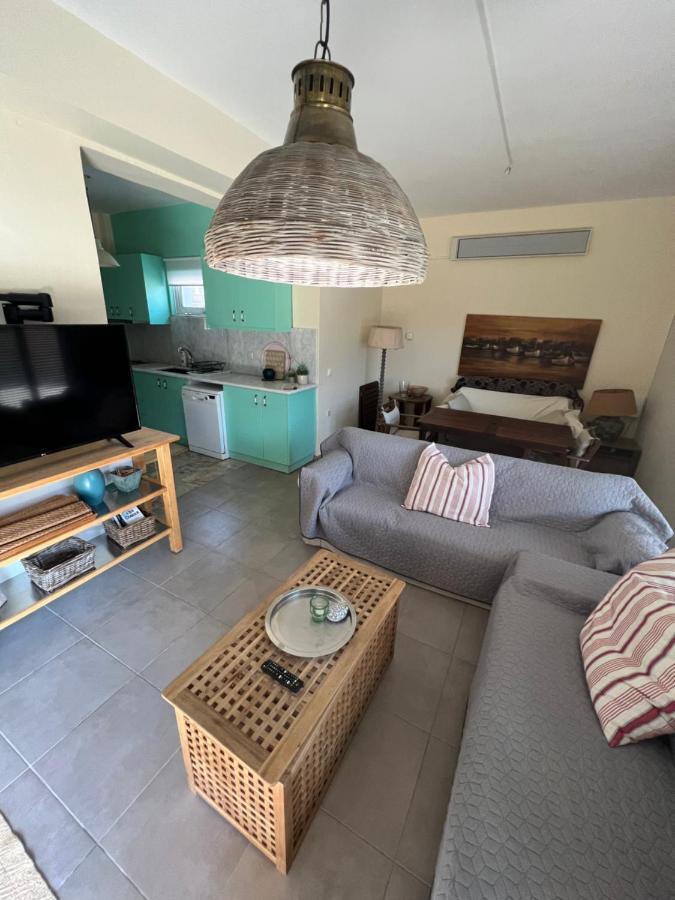 Comfy Kourouta Apartment & Suite Esterno foto