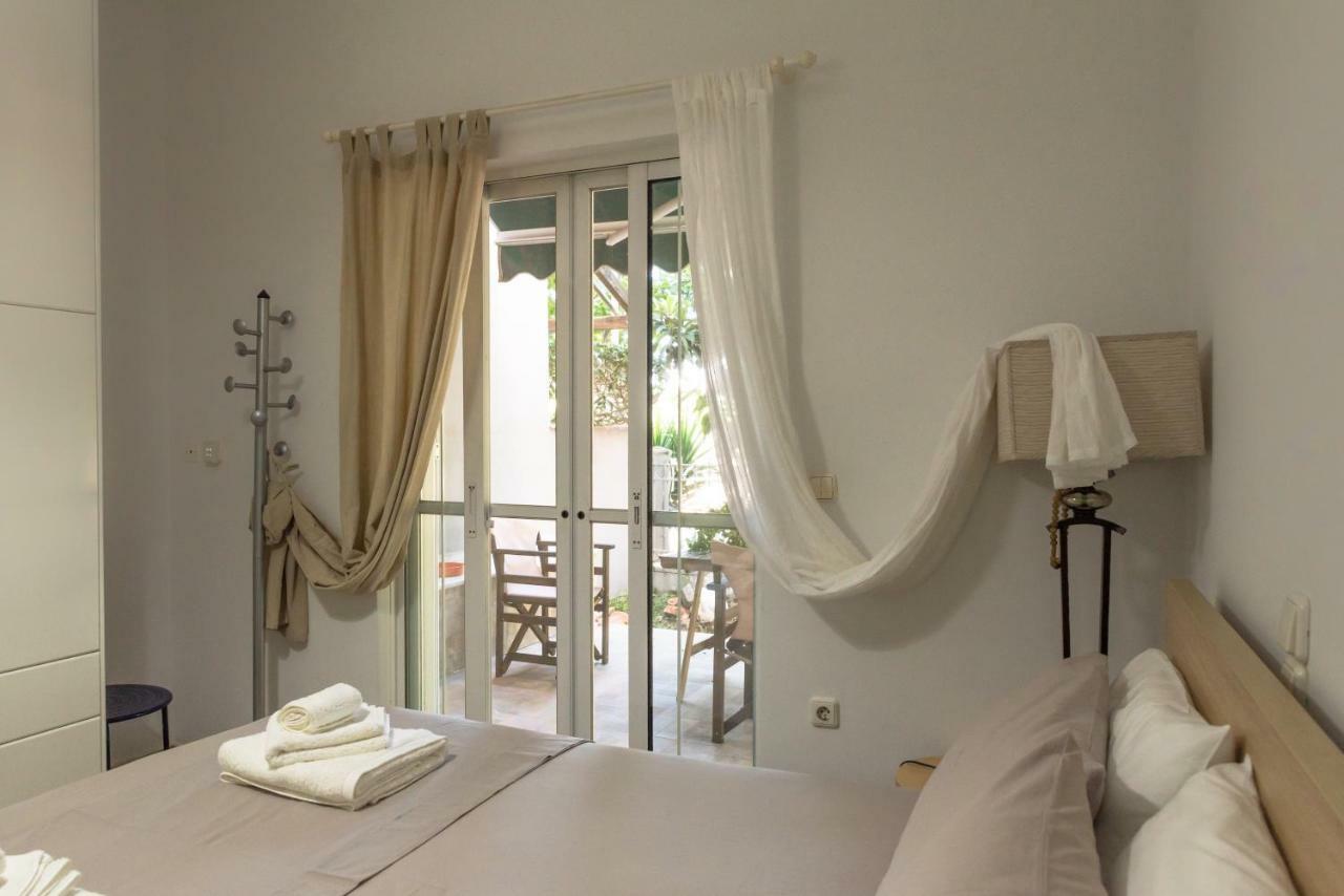 Comfy Kourouta Apartment & Suite Esterno foto